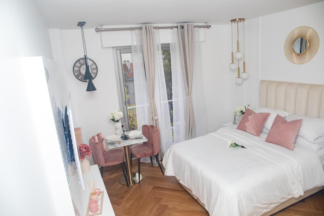 Paris' Premium Romantic Studio ภายนอก รูปภาพ