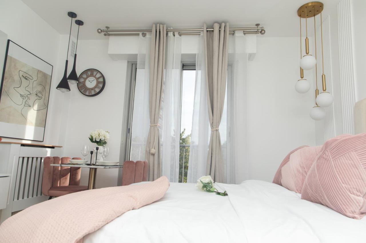 Paris' Premium Romantic Studio ภายนอก รูปภาพ